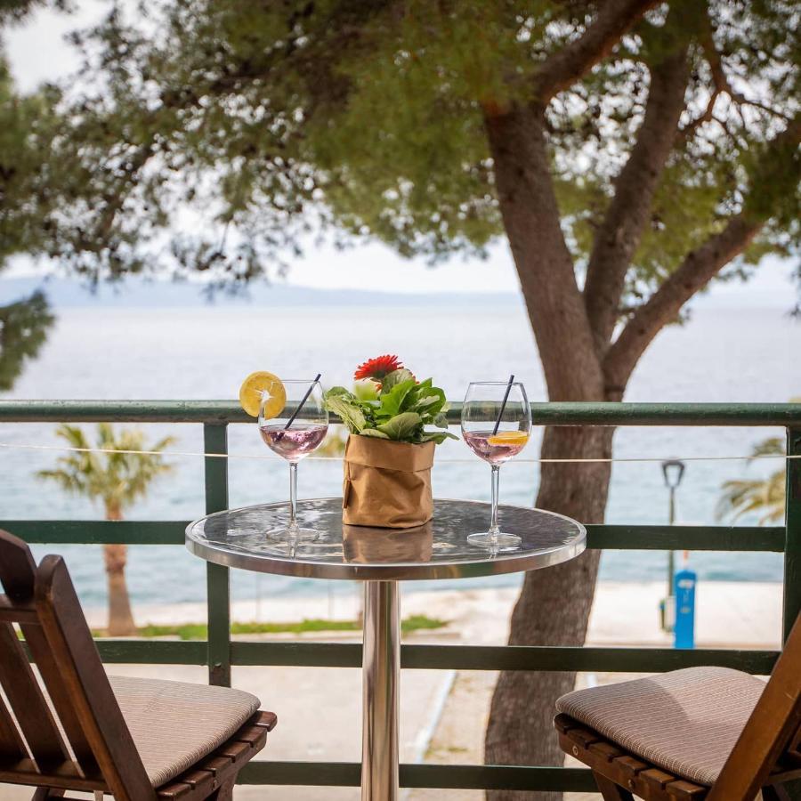 Pine And Sunshine Apartments Podgora Exterior photo