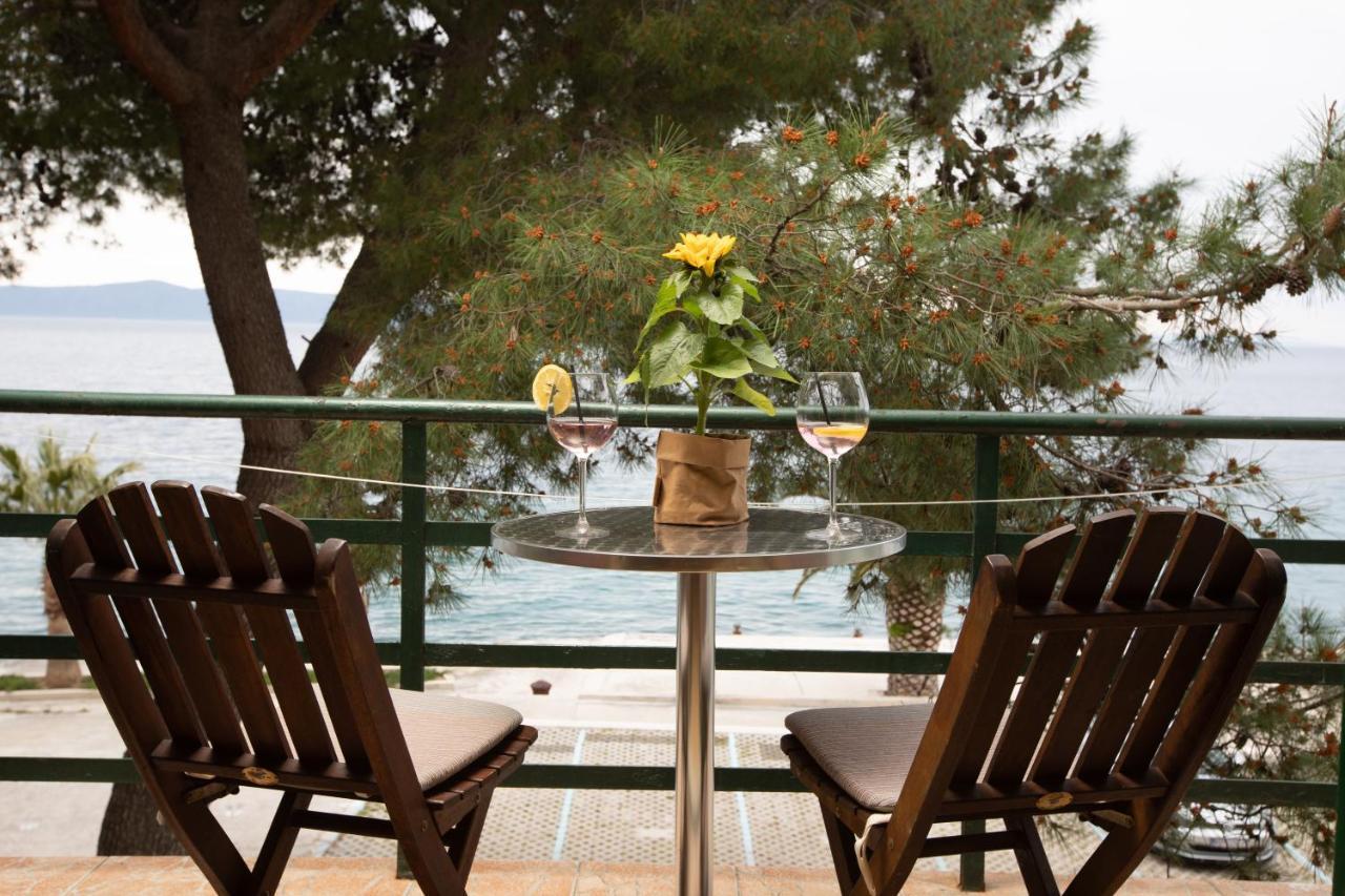 Pine And Sunshine Apartments Podgora Exterior photo